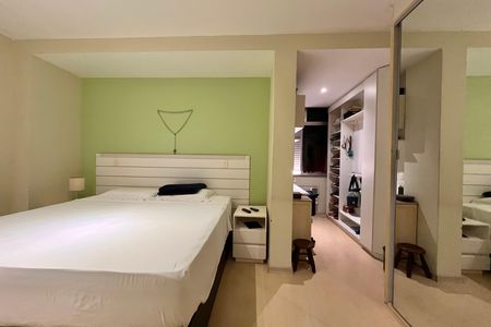 Apartamento à venda com 127m², 3 quartos e 2 vagas Apartamento à venda com 127m², 3 quartos e 2 vagasSuite