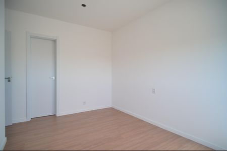 Apartamento à venda com 73m², 2 quartos e 2 vagasSuíte