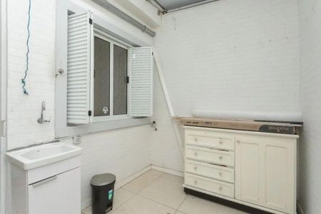 Cozinha de casa para alugar com 3 quartos, 72m² em Sarandi, Porto Alegre