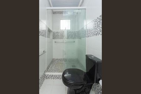 Casa para alugar com 72m², 3 quartos e 1 vaga Casa para alugar com 72m², 3 quartos e 1 vagaBanheiro 2