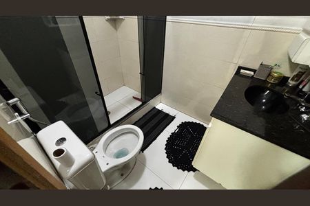 Banheiro da Suíte 1 de casa à venda com 2 quartos, 240m² em Vila Sao Joao, Santo André