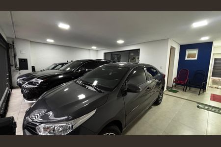Garagem de casa à venda com 2 quartos, 240m² em Vila Sao Joao, Santo André