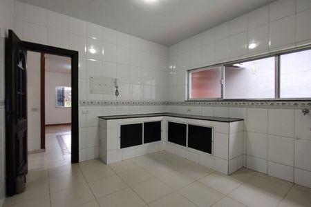 Casa para alugar com 236m², 3 quartos e 3 vagas Casa para alugar com 236m², 3 quartos e 3 vagasCozinha