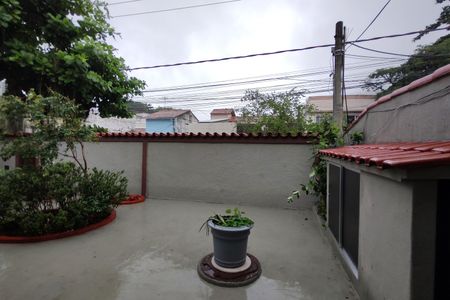 Casa para alugar com 236m², 3 quartos e 3 vagas Casa para alugar com 236m², 3 quartos e 3 vagasQuintal