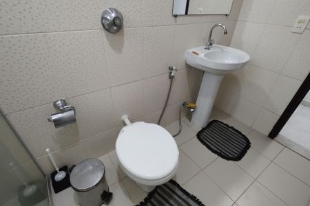 Casa para alugar com 236m², 3 quartos e 3 vagas Casa para alugar com 236m², 3 quartos e 3 vagasBanheiro Social