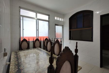 Casa para alugar com 236m², 3 quartos e 3 vagas Casa para alugar com 236m², 3 quartos e 3 vagasCopa