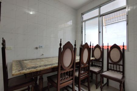 Casa para alugar com 236m², 3 quartos e 3 vagas Casa para alugar com 236m², 3 quartos e 3 vagasCopa