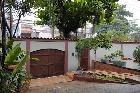 Casa para alugar com 236m², 3 quartos e 3 vagas Casa para alugar com 236m², 3 quartos e 3 vagasGaragem