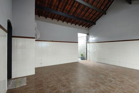 Casa para alugar com 236m², 3 quartos e 3 vagas Casa para alugar com 236m², 3 quartos e 3 vagasGaragem