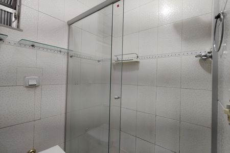 Casa para alugar com 236m², 3 quartos e 3 vagas Casa para alugar com 236m², 3 quartos e 3 vagasBanheiro da Suíte