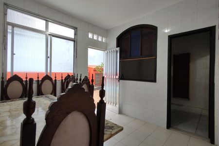 Casa para alugar com 236m², 3 quartos e 3 vagas Casa para alugar com 236m², 3 quartos e 3 vagasCopa