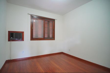 Casa de condomínio para alugar com 165m², 3 quartos e 4 vagasQuarto 1