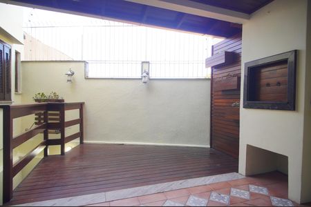 Casa de condomínio para alugar com 165m², 3 quartos e 4 vagasÁrea comum - Churrasqueira