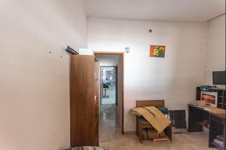 Casa à venda com 110m², 3 quartos e 2 vagasSala