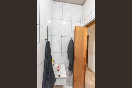 Casa à venda com 110m², 3 quartos e 2 vagasBanheiro