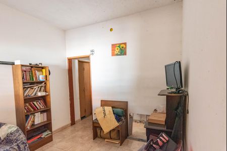 Casa à venda com 110m², 3 quartos e 2 vagasSala