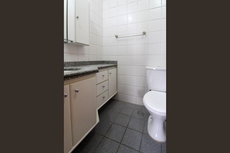 Apartamento à venda com 58m², 2 quartos e 2 vagas Apartamento à venda com 58m², 2 quartos e 2 vagasBanheiro