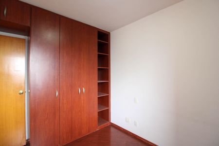 Apartamento à venda com 58m², 2 quartos e 2 vagas Apartamento à venda com 58m², 2 quartos e 2 vagasQuarto 2
