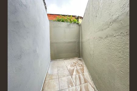 Casa para alugar com 80m², 2 quartos e 1 vaga Casa para alugar com 80m², 2 quartos e 1 vagaQuintal