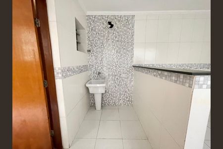 Casa para alugar com 80m², 2 quartos e 1 vaga Casa para alugar com 80m², 2 quartos e 1 vagaÁrea de serviço