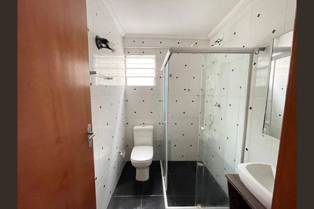 Casa para alugar com 80m², 2 quartos e 1 vaga Casa para alugar com 80m², 2 quartos e 1 vagaBanheiro 1
