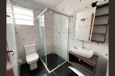 Casa para alugar com 80m², 2 quartos e 1 vaga Casa para alugar com 80m², 2 quartos e 1 vagaBanheiro 1