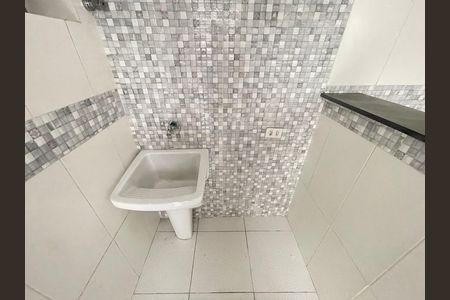 Casa para alugar com 80m², 2 quartos e 1 vaga Casa para alugar com 80m², 2 quartos e 1 vagaÁrea de serviço