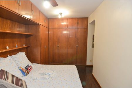 Apartamento à venda com 110m², 3 quartos e 2 vagas Apartamento à venda com 110m², 3 quartos e 2 vagasSuíte