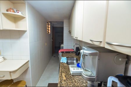Apartamento à venda com 110m², 3 quartos e 2 vagas Apartamento à venda com 110m², 3 quartos e 2 vagasCozinha