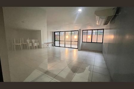 Apartamento à venda com 110m², 3 quartos e 2 vagas Apartamento à venda com 110m², 3 quartos e 2 vagasÁrea comum