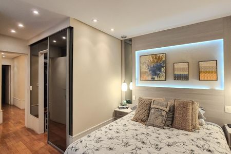 Apartamento à venda com 198m², 3 quartos e 3 vagas Apartamento à venda com 198m², 3 quartos e 3 vagasSuíte 1