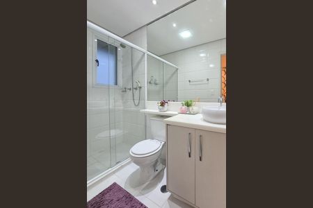 Apartamento à venda com 198m², 3 quartos e 3 vagas Apartamento à venda com 198m², 3 quartos e 3 vagasVaranda Suíte 2