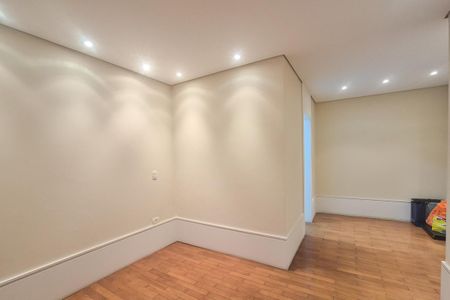 Apartamento à venda com 198m², 3 quartos e 3 vagas Apartamento à venda com 198m², 3 quartos e 3 vagasSuíte 3