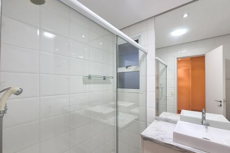 Apartamento à venda com 198m², 3 quartos e 3 vagas Apartamento à venda com 198m², 3 quartos e 3 vagasBanheiro da Suíte 3