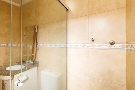 Casa para alugar com 140m², 3 quartos e 2 vagas Casa para alugar com 140m², 3 quartos e 2 vagasBanheiro