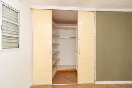 Casa para alugar com 140m², 3 quartos e 2 vagas Casa para alugar com 140m², 3 quartos e 2 vagasQuarto 2