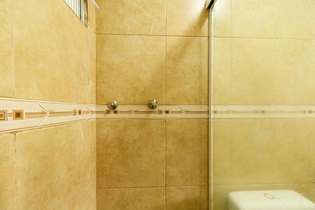 Casa para alugar com 140m², 3 quartos e 2 vagas Casa para alugar com 140m², 3 quartos e 2 vagasBanheiro da Suíte
