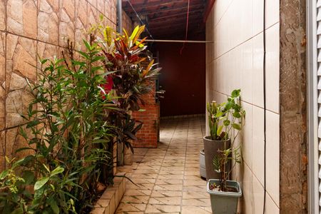 Casa para alugar com 140m², 3 quartos e 2 vagas Casa para alugar com 140m², 3 quartos e 2 vagasHall