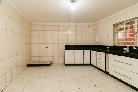 Casa para alugar com 140m², 3 quartos e 2 vagas Casa para alugar com 140m², 3 quartos e 2 vagasCozinha