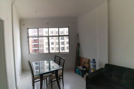 Sala de apartamento para alugar com 1 quarto, 25m² em Icaraí, Niterói
