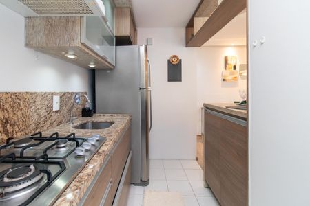 Apartamento à venda com 52m², 2 quartos e 1 vaga Apartamento à venda com 52m², 2 quartos e 1 vagaCozinha