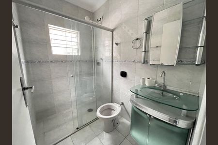 Casa para alugar com 120m², 3 quartos e 1 vaga Casa para alugar com 120m², 3 quartos e 1 vagaBanheiro 1
