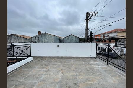 Casa para alugar com 120m², 3 quartos e 1 vaga Casa para alugar com 120m², 3 quartos e 1 vagaVaranda