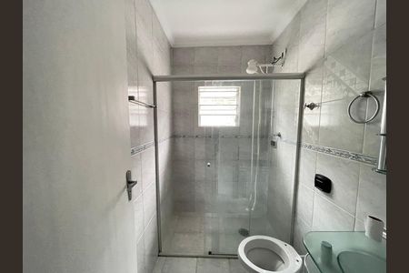 Casa para alugar com 120m², 3 quartos e 1 vaga Casa para alugar com 120m², 3 quartos e 1 vagaBanheiro 1
