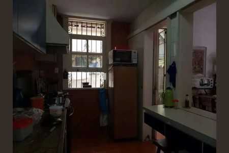Casa à venda com 386m², 4 quartos e 2 vagas