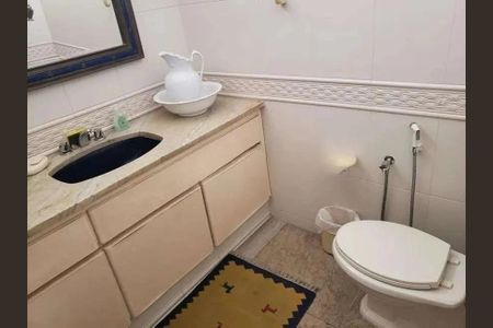 Casa à venda com 386m², 4 quartos e 2 vagas