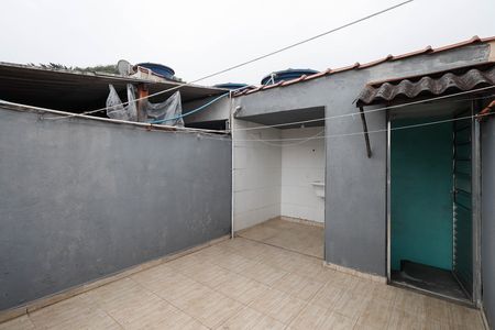 Casa para alugar com 45m², 1 quarto e sem vaga Casa para alugar com 45m², 1 quarto e sem vagaQuintal / Ártea de Serviço