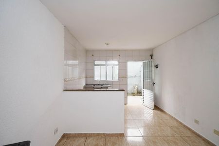 Casa para alugar com 45m², 1 quarto e sem vaga Casa para alugar com 45m², 1 quarto e sem vagaSala / Cozinha