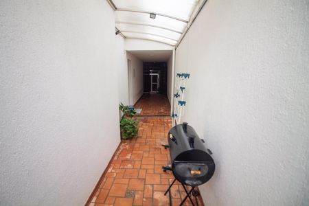 Casa para alugar com 180m², 2 quartos e 2 vagasCorredor