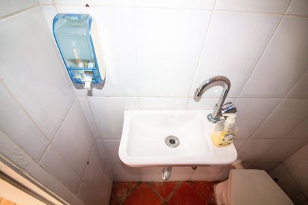 Casa para alugar com 180m², 2 quartos e 2 vagasBanheiro de Serviço